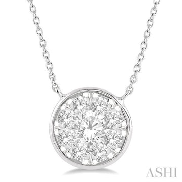 1/2 Ctw Round Shape Lovebright Diamond Pendant With Chain in 14K White Gold